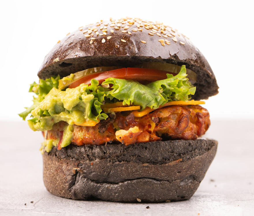 Plant Chicken Burger 🥦